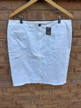 NWT J. Jill White Denim Skirt with Front Patch Pocket